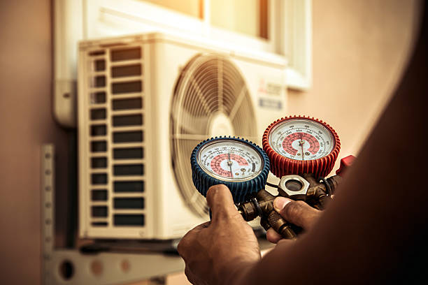 Professional Hvac technician working in Horton, MI